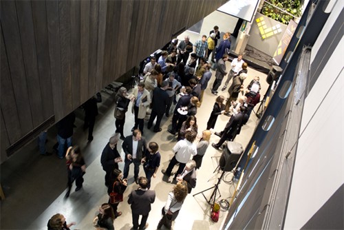 Salle dévoilement identité